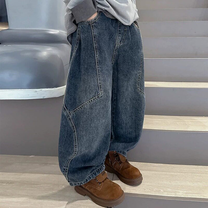 Damen weite Denim-Hose mit modernem Schnitt und einzigartigen Taschen Echo Archiv
