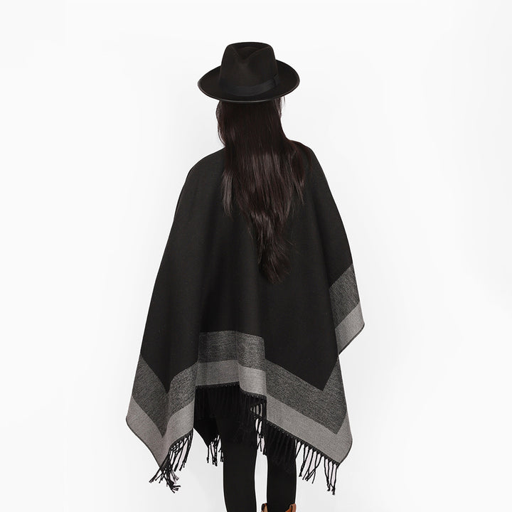 Damen Rechteckiger Wollmix-Poncho-Überwurf mit offener Front und feinem Fransensaum – Avérine
