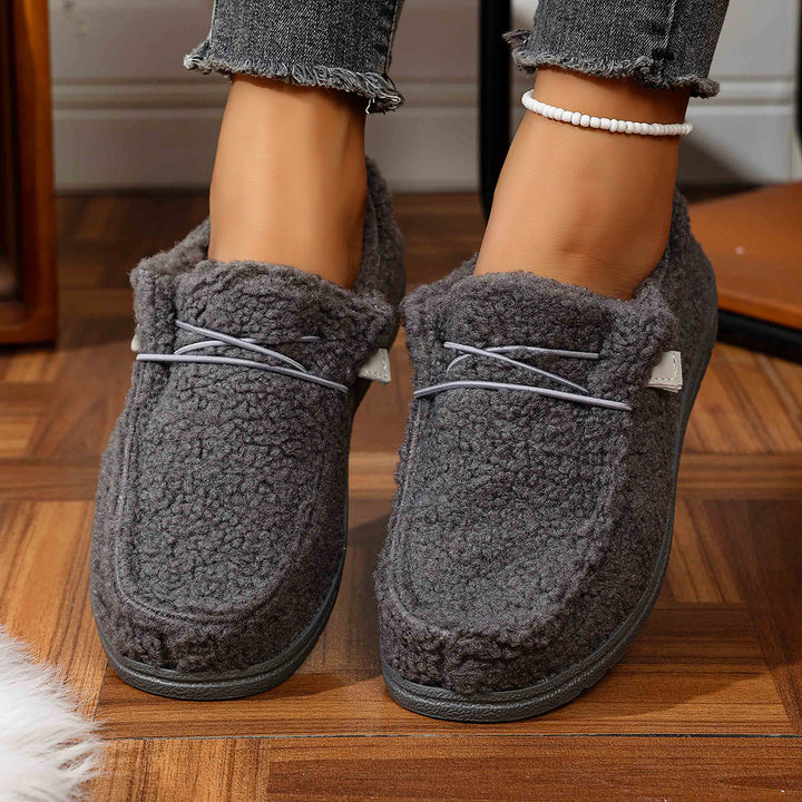 Damen Kuschelige Sherpa-Slipper mit flexibler Gummiaußensohle Echo Archiv