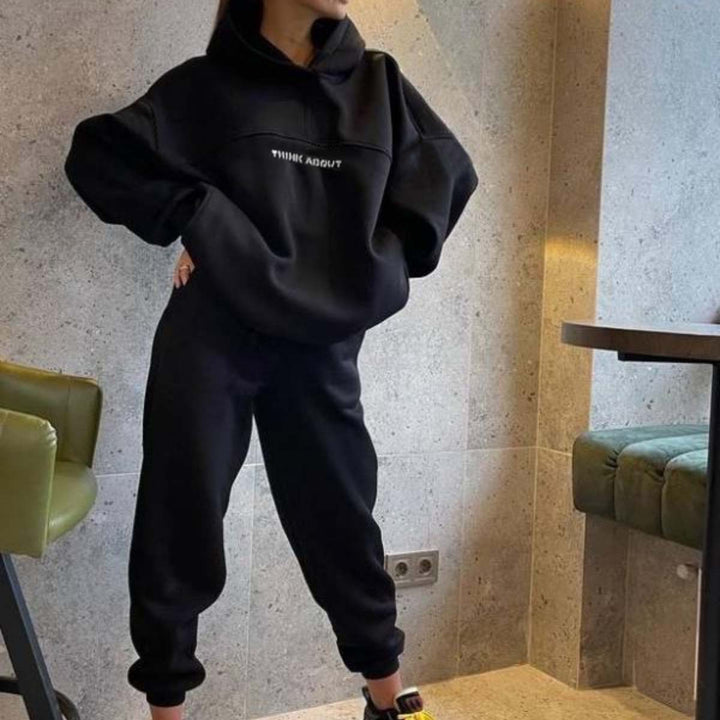 Unisex nan oversized Kapuzenpullover und taillenhohe Jogginghose Set Echo Archiv