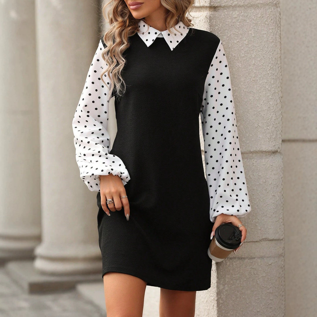 Damen Kontrastblusenkleid mit gepufften Polka-Dot-Ärmeln und Hemdkragen Echoarchiv