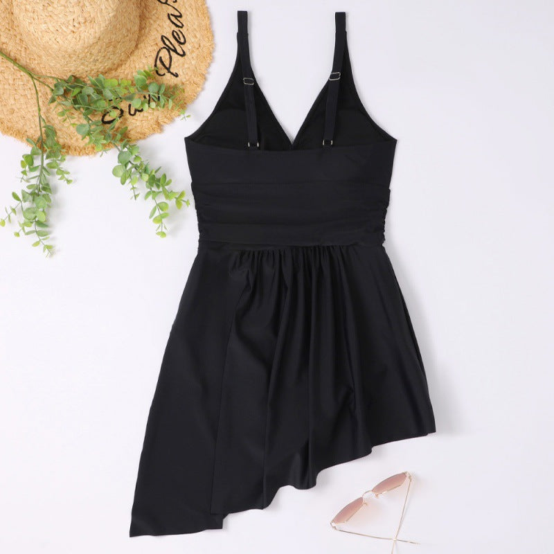 Damen eleganter Einteiler Badeanzug mit asymmetrischem Rock und verstellbaren Trägern Echo Archiv