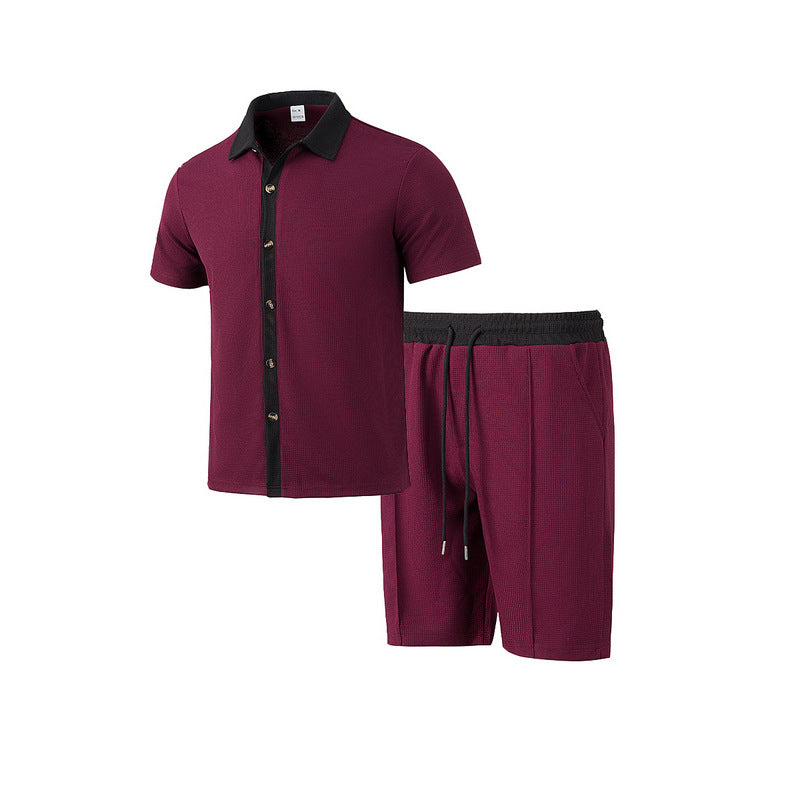 Herren lässiges Freizeit-Set mit strukturiertem Kurzarmhemd und passenden Shorts Echoarchiv