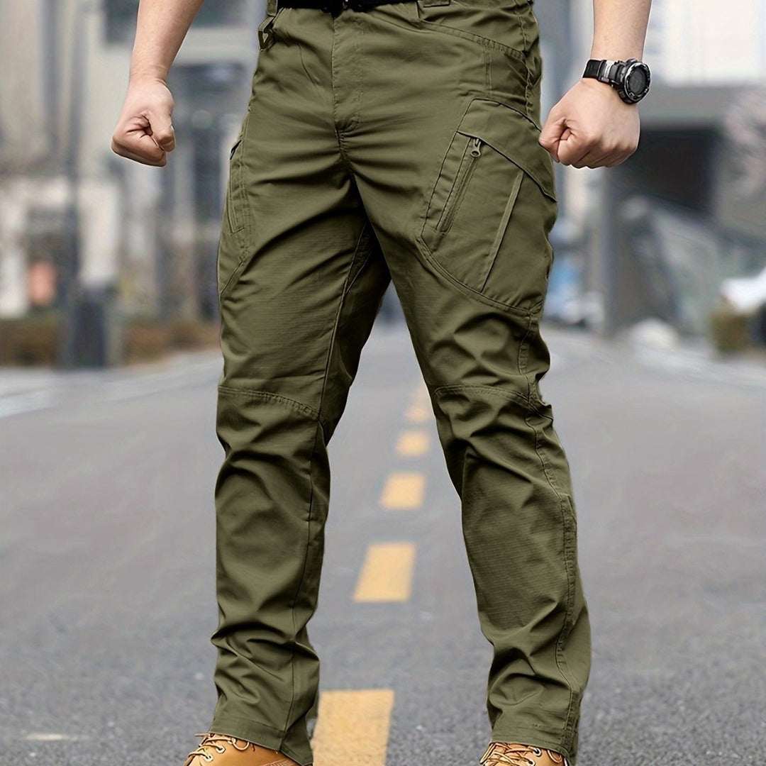 Herren Cargo-Hose mit verstellbarem Bund und tiefen Seitentaschen Echoarchiv