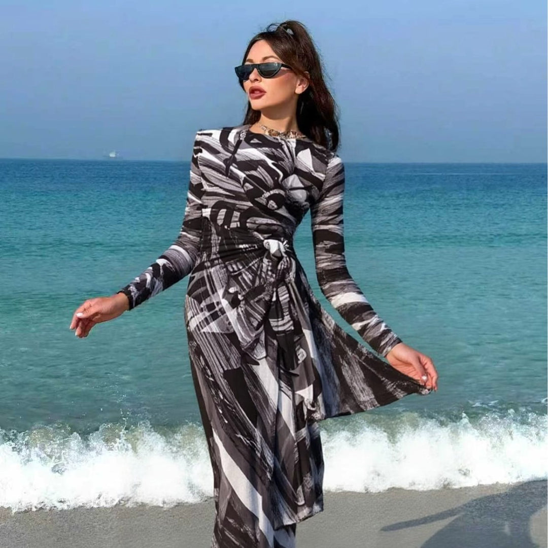 Damen Maxi-Strandkleid mit raffiniertem Wickeldesign Echo Archiv