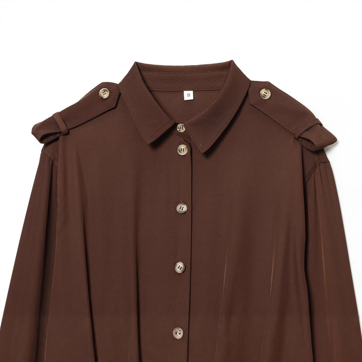 Damen taillierte Cropped-Hemdbluse mit Schulterklappen und Zierknopfleiste – Élovi
