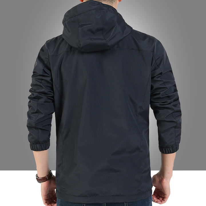 Herren leichter Funktions-Kapuzenblouson mit winddichter Shell, verdecktem Reißverschluss und Multi-Taschen Echoarchiv