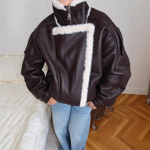 Damen Oversize Fliegerjacke aus Lederimitat mit asymmetrischer Kunstfell-Borte Echoarchiv