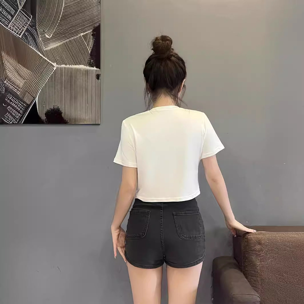 Damen Crop-T-Shirt mit inspirierendem Schriftzug und Sternen-Design Echo Archiv