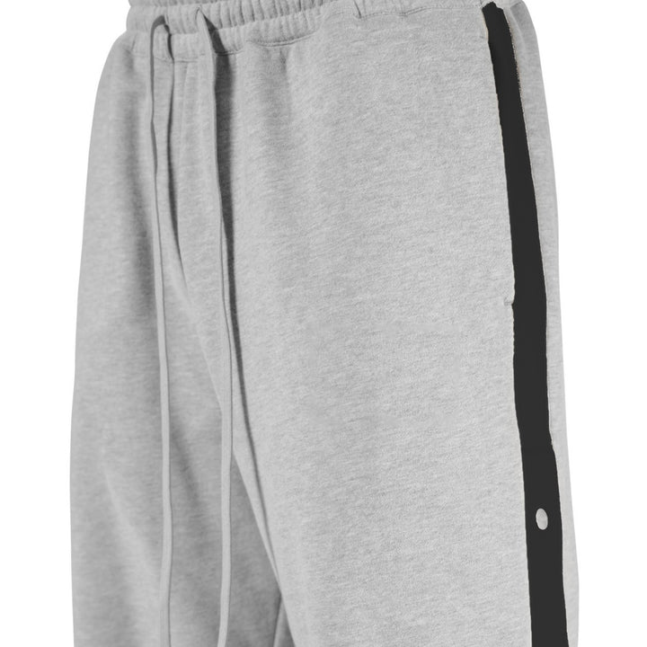 Herren Sporthose mit Druckknöpfen und elastischem Bund Echoarchiv