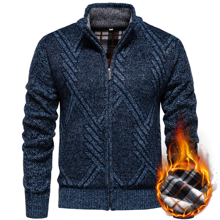 Herren Strickjacke mit strukturiertem Zopfmuster und praktischen Taschen Echoarchiv