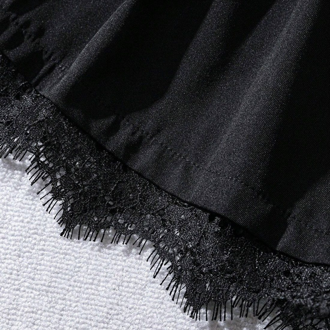 Damen Modische Shorts mit Spitzenbesatz – Avélisse