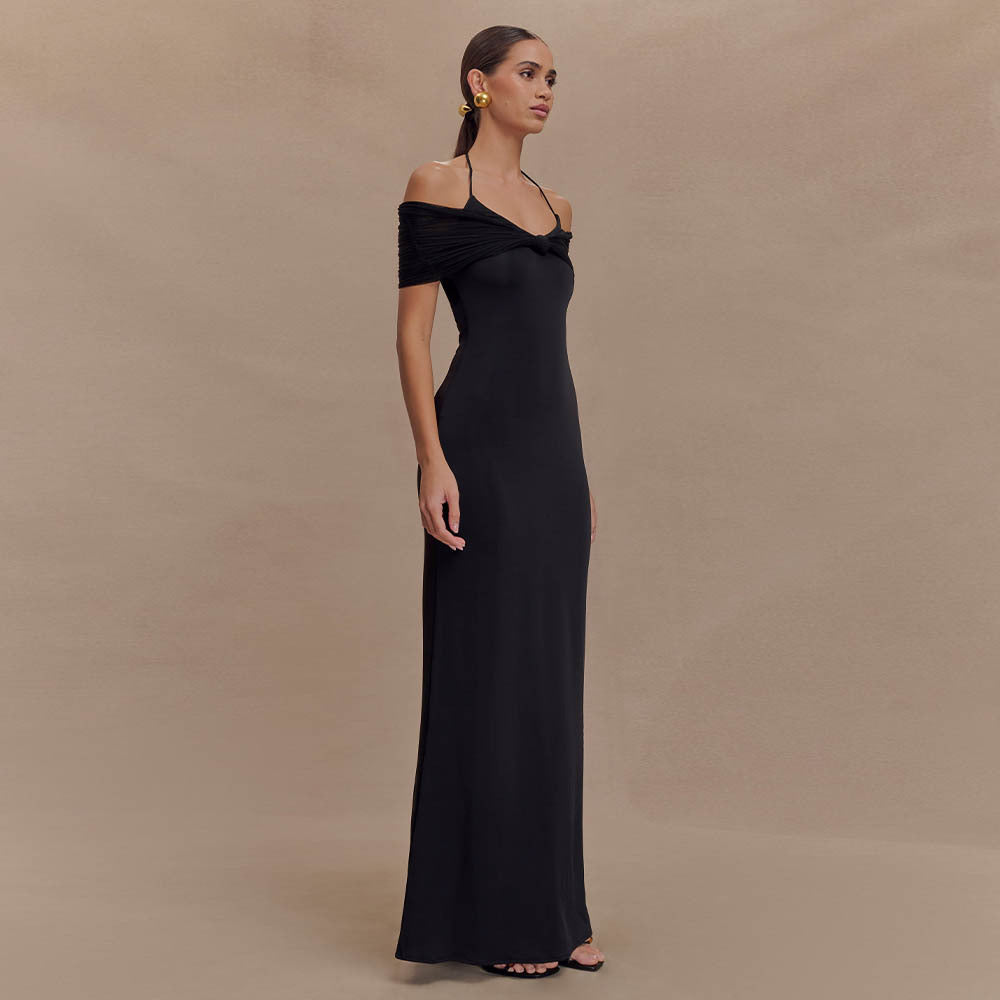 Damen Elegantes Maxi-Kleid mit schulterfreien Raffungen Echo Archiv