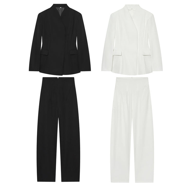 Damen Taillierter kragenloser Blazer mit Pattentaschen und feiner Teilungsnaht Echo Archiv