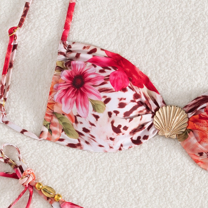 Damen Bandeau-Bikini mit floralem Design und goldenen Akzenten Echo Archiv