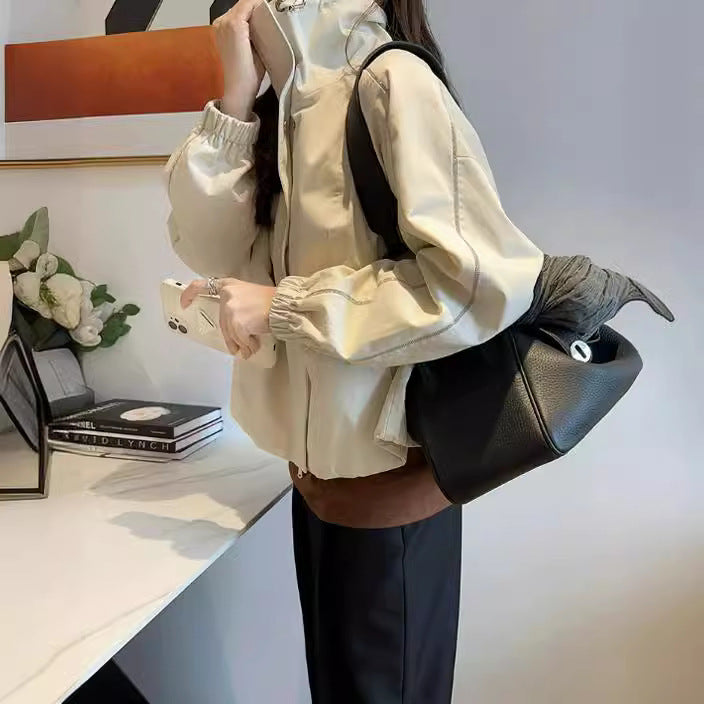 Damen Leichte Overshirt‑Jacke mit Stehkragen, Druckknopfverschluss & Kontrastnaht Echo Archiv