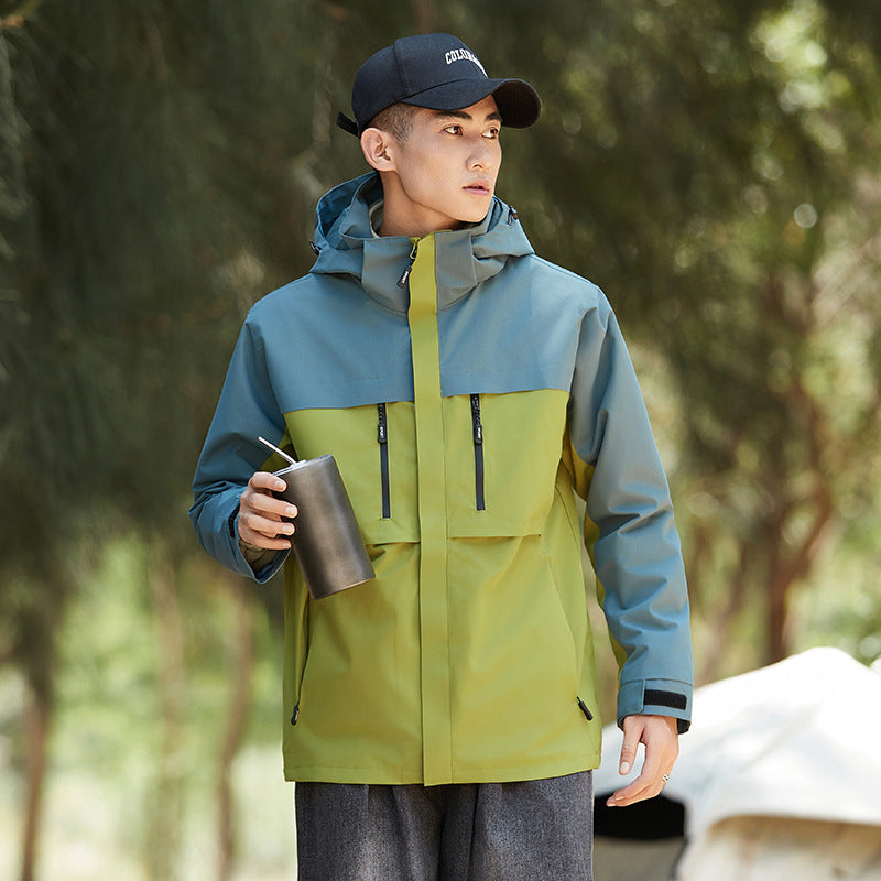 Herren technische Outdoorjacke mit Kapuze, wasserabweisender Membran und multifunktionalen Reißverschlusstaschen Echoarchiv