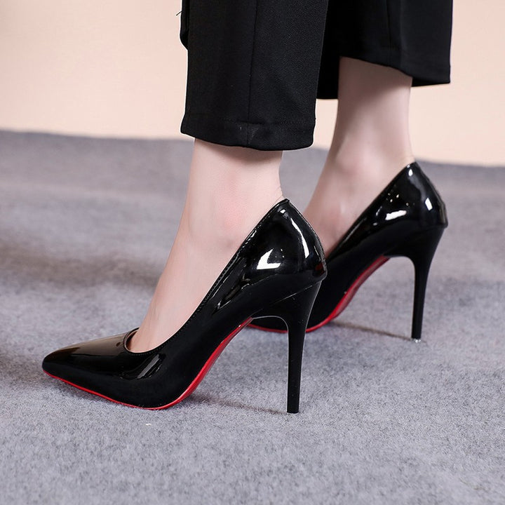 Damen spitze Stiletto-Pumps mit roter Sohle und Lederoptik Echo Archiv