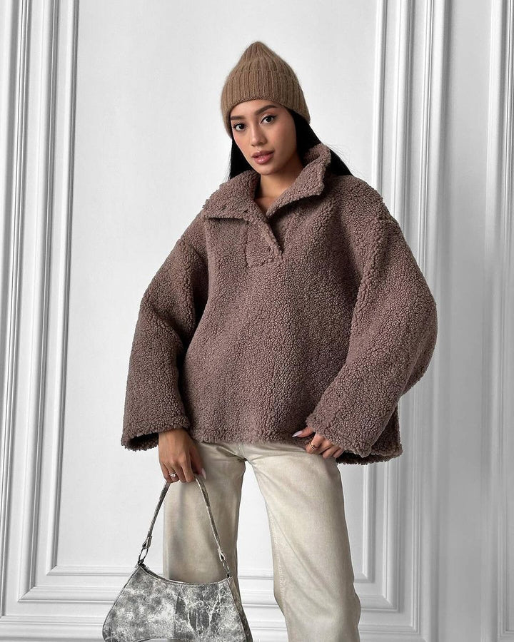 Damen Oversized Teddy-Pullover mit halber Druckknopfleiste und Stehkragen Echoarchiv