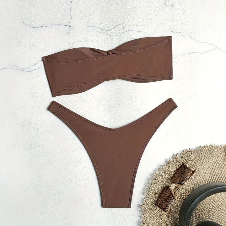 Damen Bandeau-Bikini mit hohem Beinausschnitt und dezenter Raffung Echo Archiv