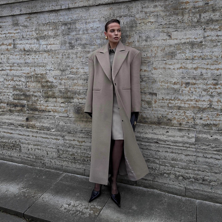 Damen Maxilanger Clean-Cut Wollmixmantel mit übergroßem Revers und gerader Silhouette Echoarchiv