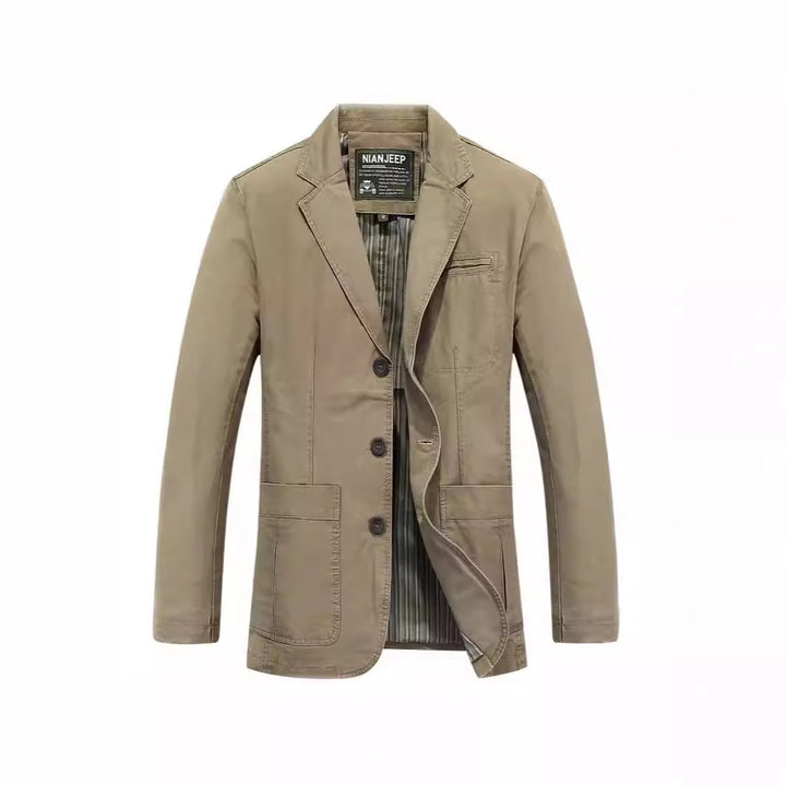 Herren Sakko im Casual-Stil mit Drei-Knopf-Front und aufgesetzten Taschen Echoarchiv