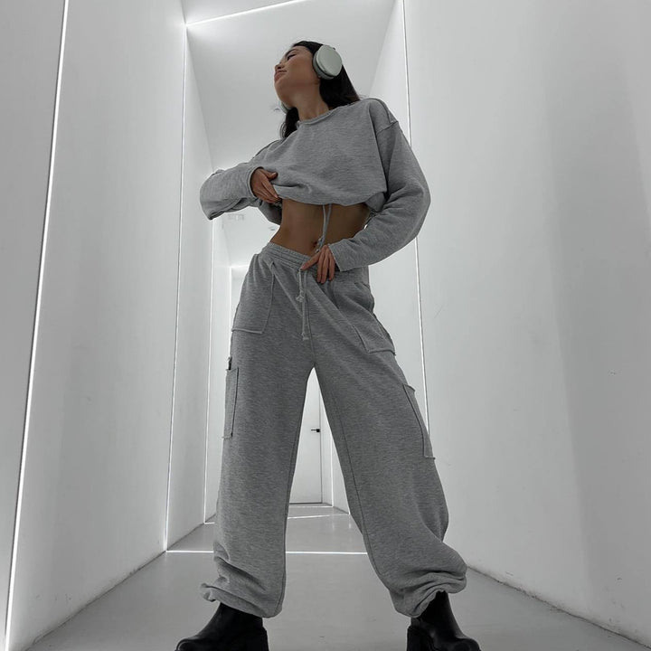 Damen kurzes Sweatshirt mit Kordelzug und Oversize-Ärmeln – Avérine