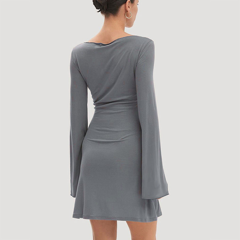 Damen elegantes Langarmkleid mit asymmetrischem Saum und fließendem Schnitt Echo Archiv