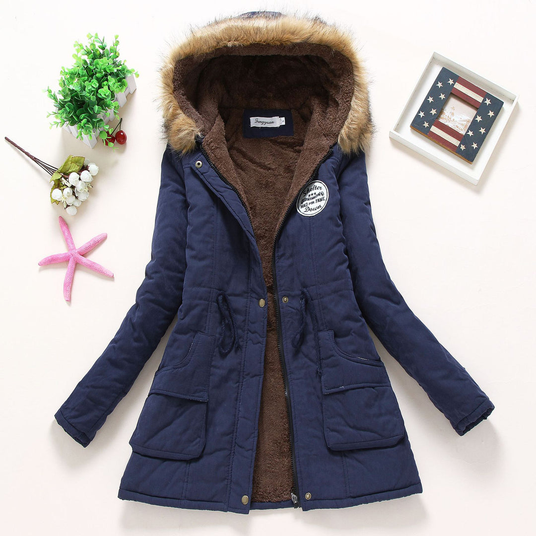 Damen hochwärmender Winterparka mit Teddy-Innenfutter, Tunnelzug und Kunstfellbesatz – Montévia