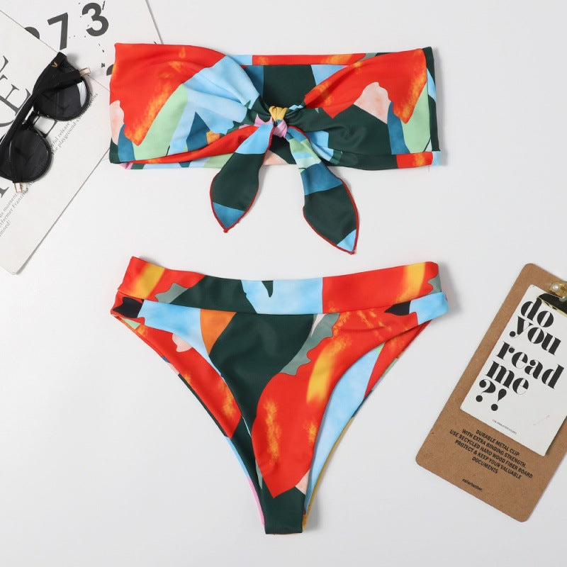 Damen Bandeau-Bikini mit verspieltem Knoten und farbenfrohem Design Echo Archiv