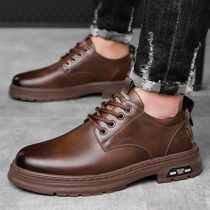 Echoarchiv | Elegante Herren-Schnürschuhe mit rutschfester Außensohle und atmungsaktivem Innenfutter
