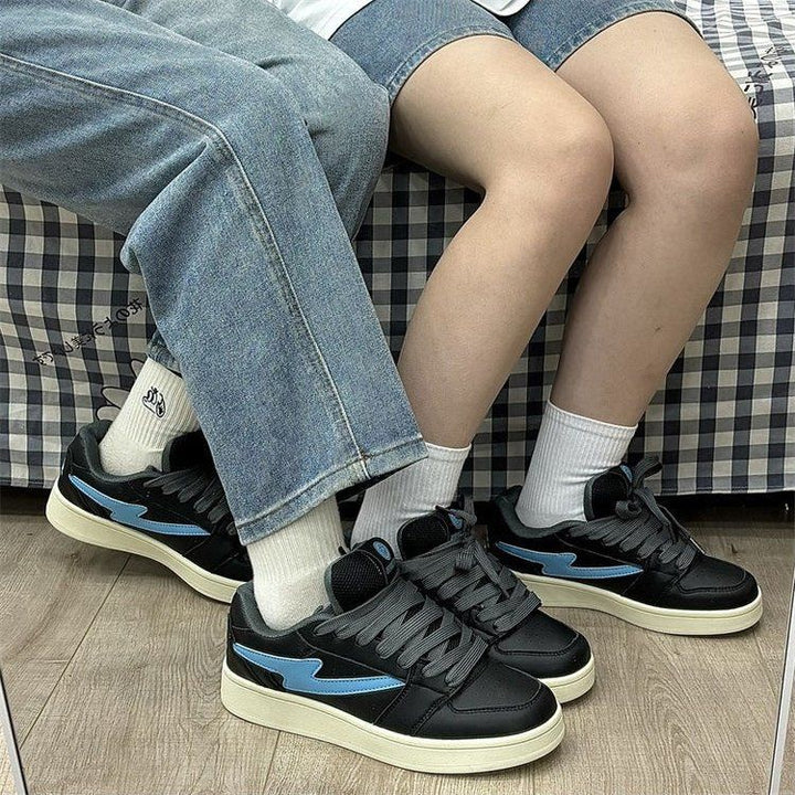 Damen Sneaker im sportlichen Design mit hochwertiger Dämpfung Echo Archiv