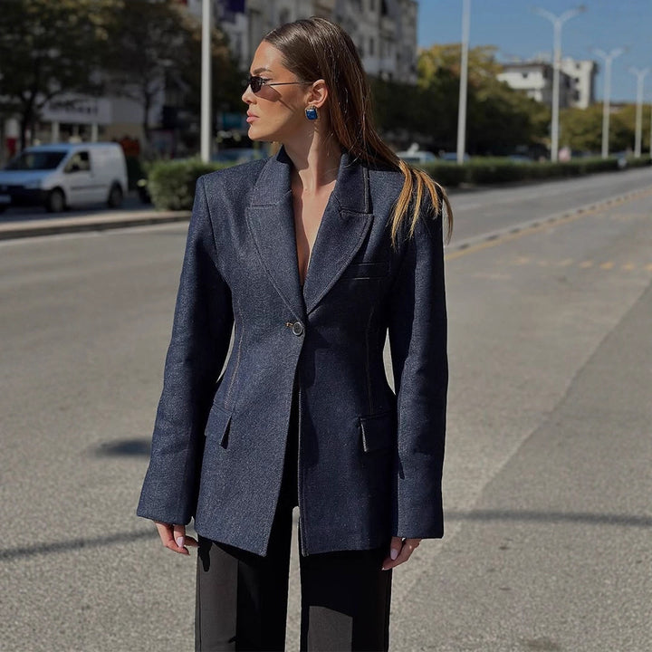Damen taillierter Jeansblazer mit geschwungenem Revers Echoarchiv