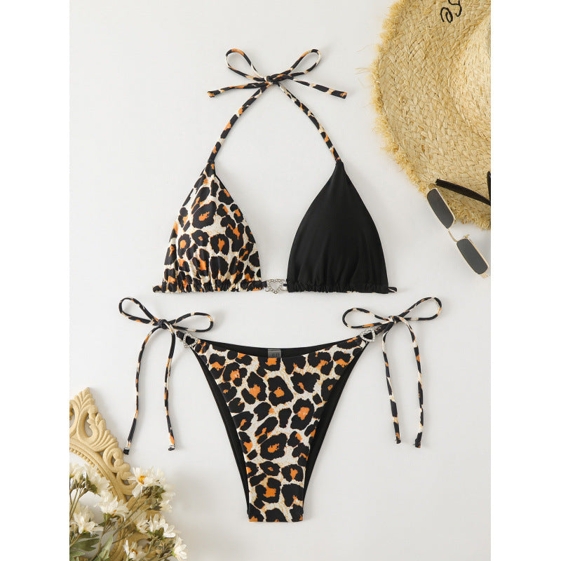 Damen Triangel-Bikini mit raffinierten Bindebändern und modischem Leopardenmuster Echo Archiv