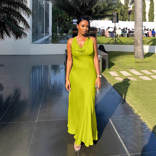 Damen Maxikleid mit tiefem Wasserfallausschnitt und figurumspielendem Schnitt Echo Archiv