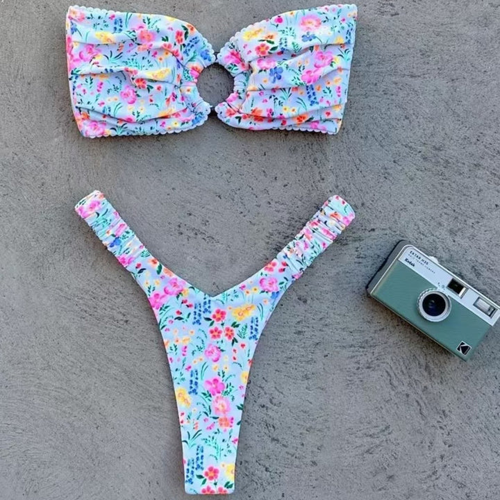 Damen Bandeau-Bikini mit Blumenmuster und Schlaufen-Detail Echo Archiv