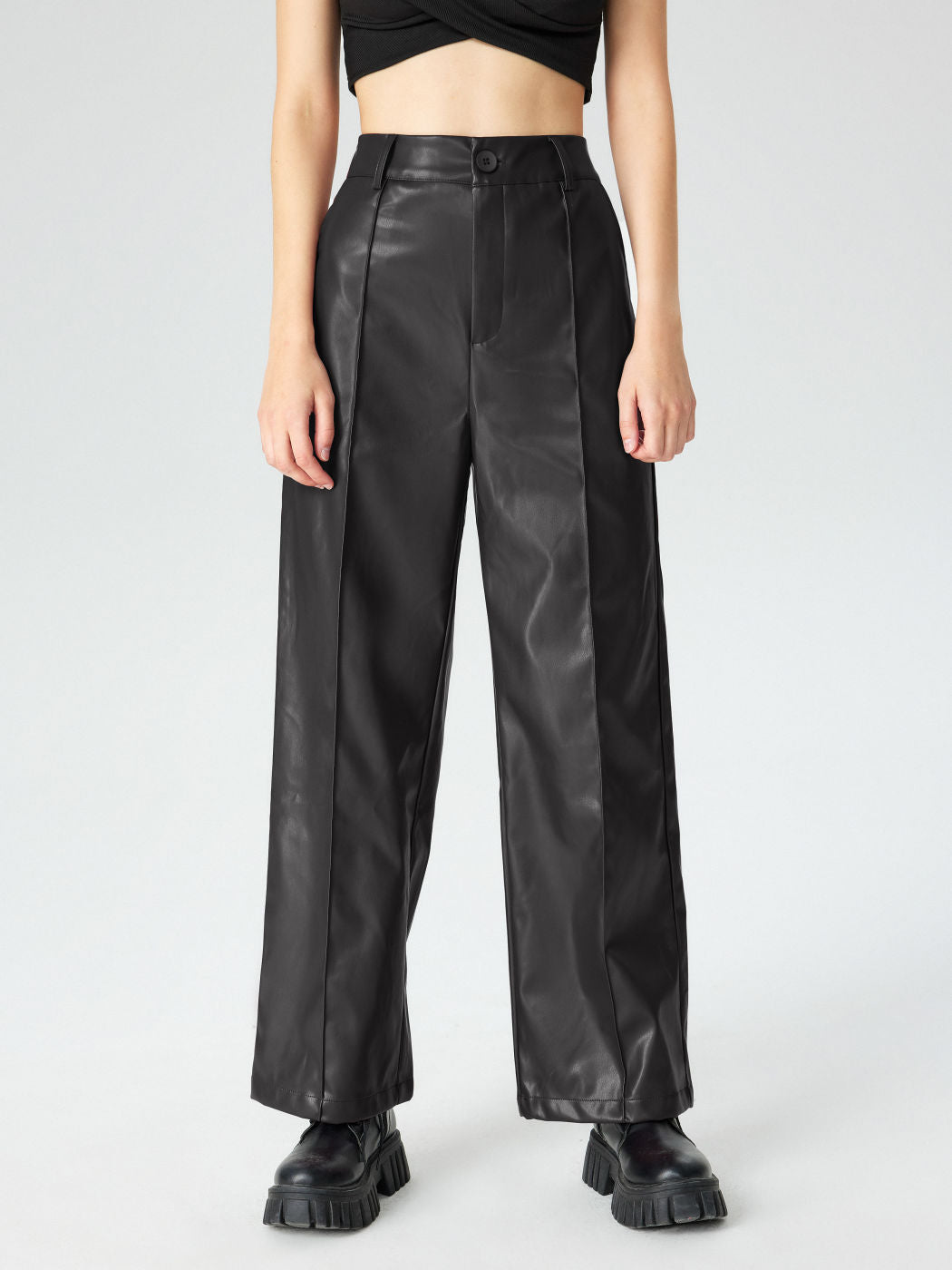 Damen Elegante Kunstlederhose Echo Archiv