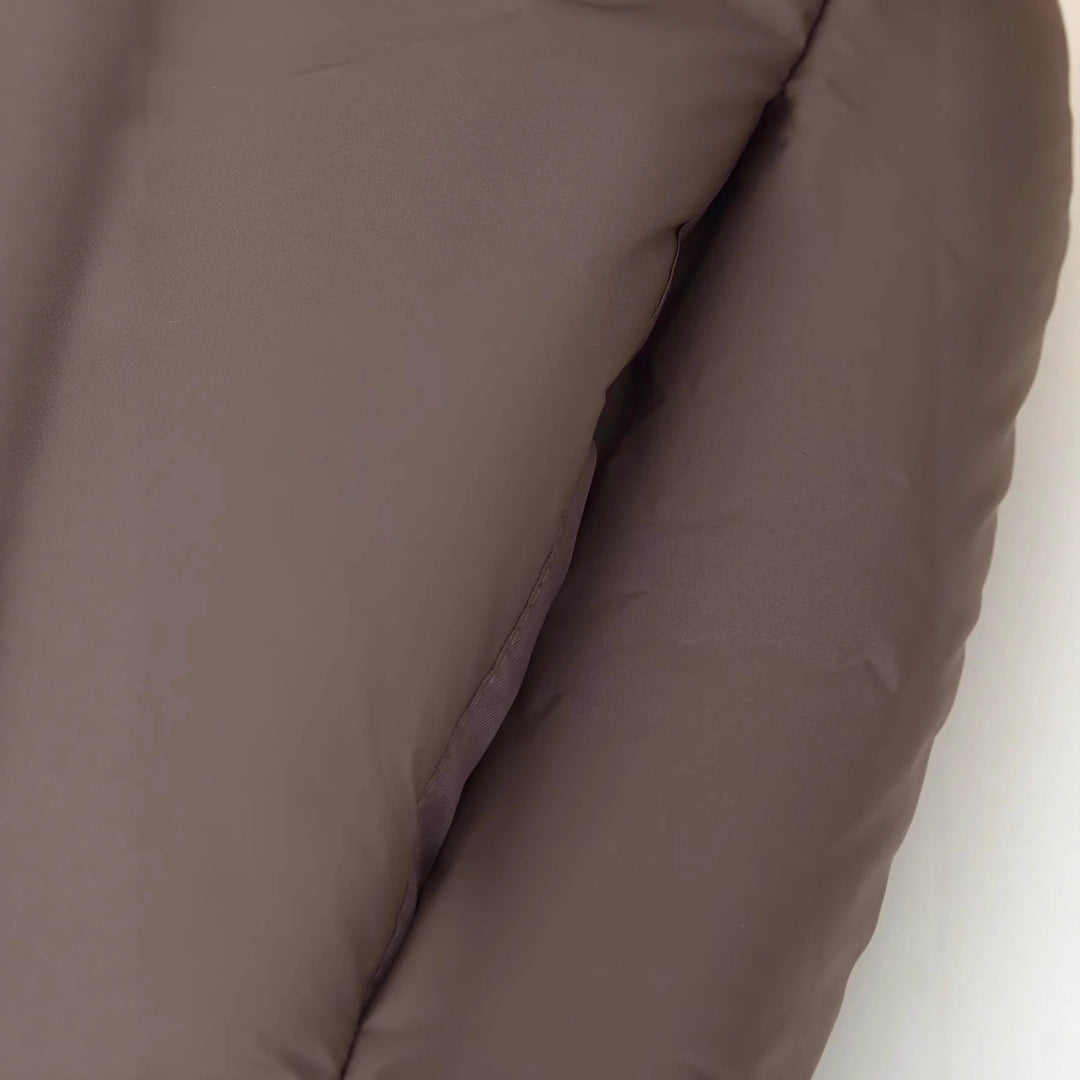 Damen kastige Steppjacke mit hohem Stehkragen und leichter Synthetikfüllung – Célinea