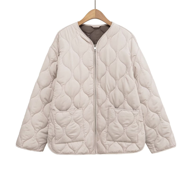 Damen gesteppte Oversize‑Steppjacke mit Rundhals, durchgehendem Reißverschluss und aufgesetzten Taschen – Célinea