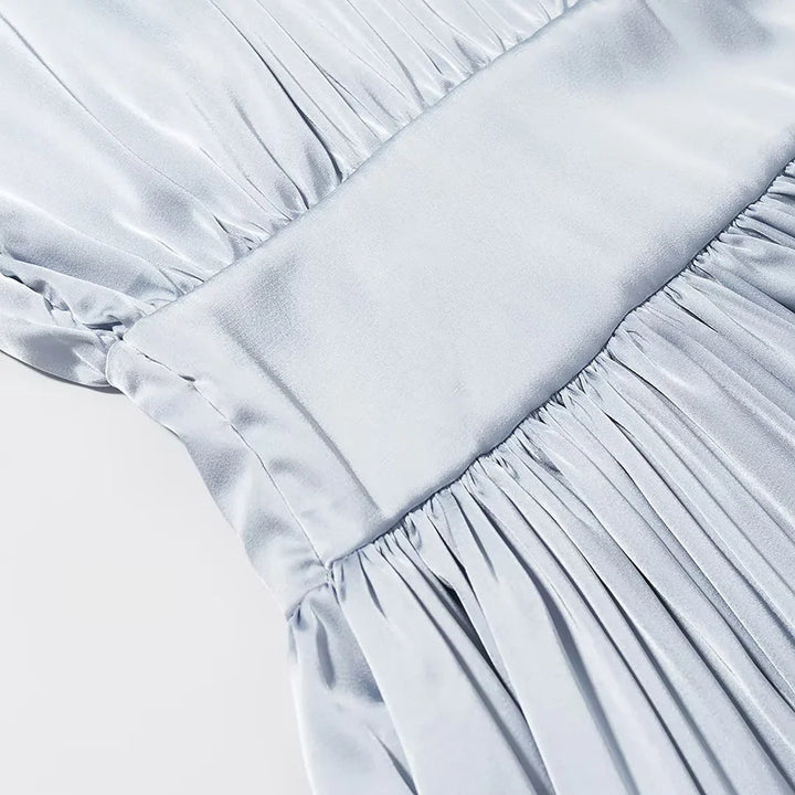 Damen fließendes Maxikleid mit gerafftem Oberteil, breitem Taillenbund und voluminösen Ballonärmeln – Valéora