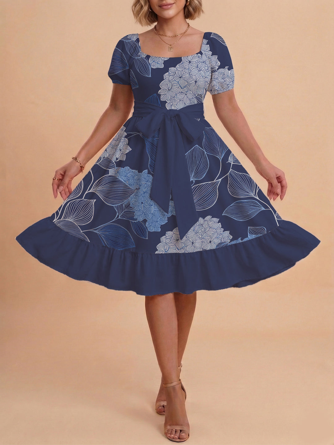 Damen Blumenkleid mit taillierbarem Gürtel und voluminösen Ärmeln Echo Archiv