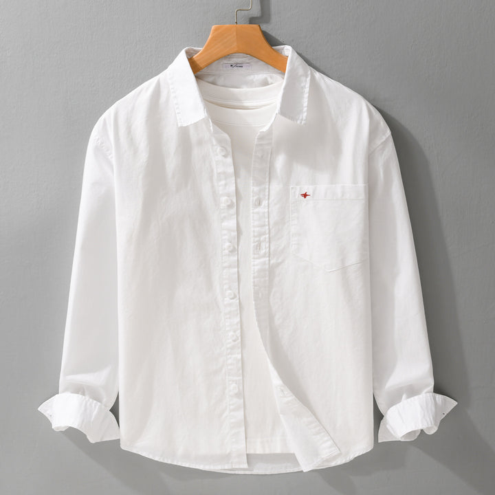 Herren Leichtes Baumwollhemd im Overshirt‑Stil mit Kentkragen, Brusttasche und dezenter Mini‑Stickerei Echoarchiv