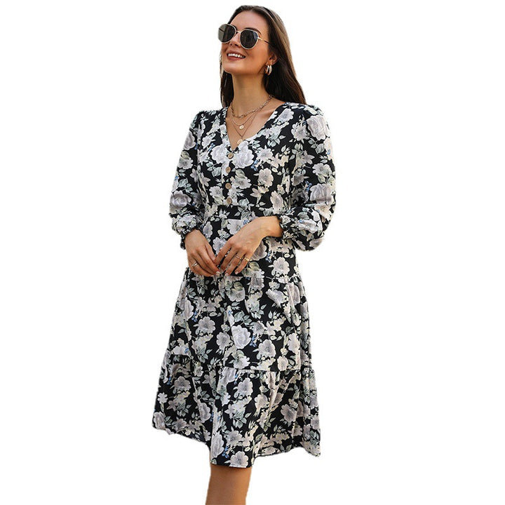 Damen Midikleid mit Stufenrock, V‑Ausschnitt, Taillennaht und gerafften Armabschlüssen Echoarchiv