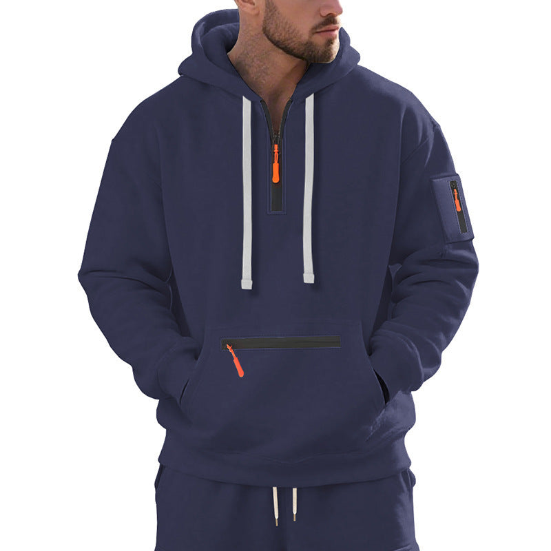 Herren modischer Kapuzenpullover mit innovativen Reißverschlusselementen Echoarchiv