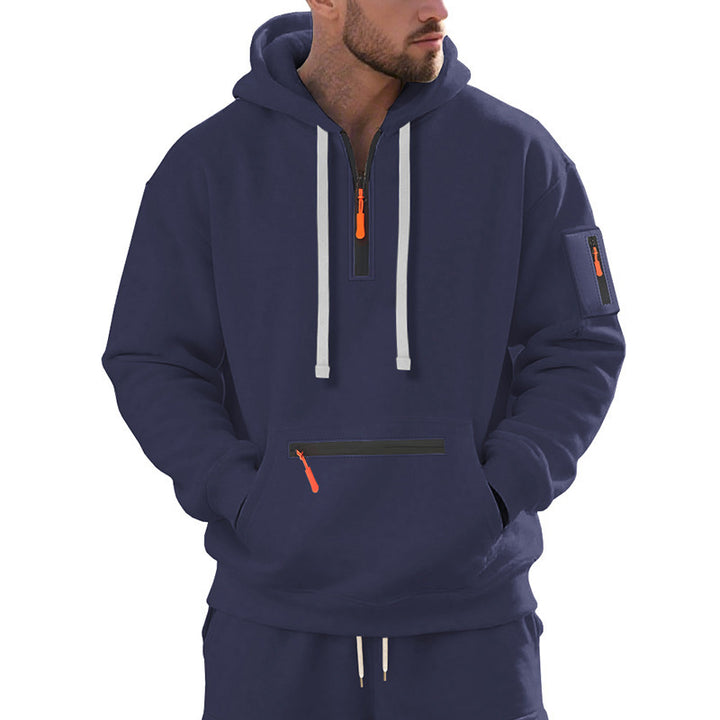 Herren modischer Kapuzenpullover mit innovativen Reißverschlusselementen Echoarchiv