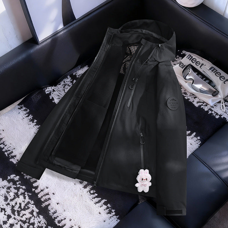 Damen Leichte wasserdichte Kapuzenjacke mit Teddy‑Charm und verdeckten Reißverschlusstaschen Echoarchiv