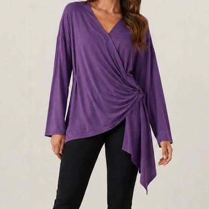 Damen Wickelshirt mit seitlicher Knotenpartie, V‑Ausschnitt und asymmetrischem Saum – Avérine