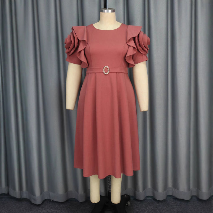 Damen Elegantes Midi-Kleid mit voluminösen Rüschenärmeln und funkelndem Schmuckdetail Echo Archiv