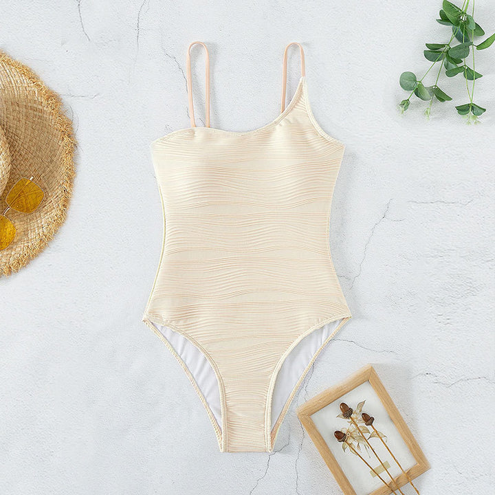 Damen Badeanzug mit eleganter Rippstruktur und asymmetrischem Träger Echo Archiv