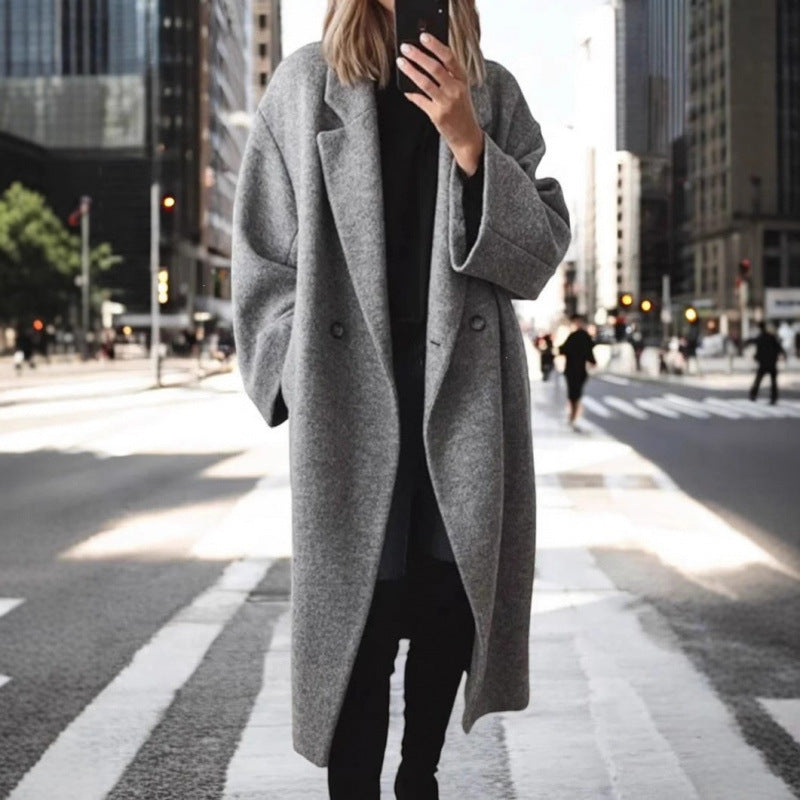 Damen Oversize Wollmix-Mantel mit doppelreihiger Knopfleiste, weitem Reverskragen und Eingrifftaschen – Montévia